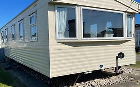 Yellow 3 Caravan Ingoldmells 6 Berth 3 Bedrooms